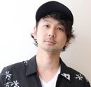 オリウラヨシオ氏